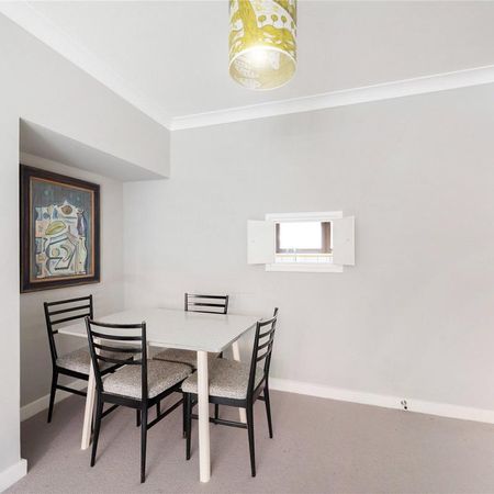 1 bedroom flat in 35 Mercer Street - Photo 3