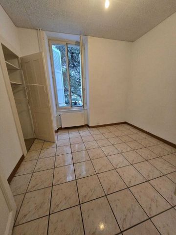 Beautiful 3-room apartment with garden - Photo 2