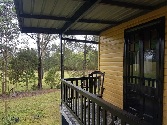 3-bedroom shared house, John Street - Photo 1