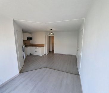Location Appartement 1 pièce 39m² - Photo 1