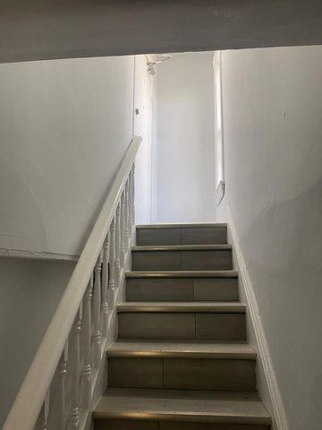 For Lease - 201 Albert Street Unit# Upper, Oshawa, Ontario - Photo 4