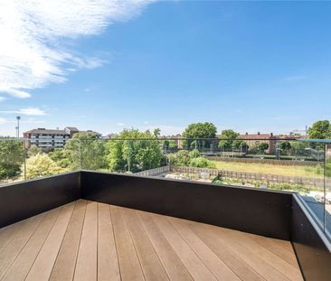 *3D Viewing Tour* A fantastic 1 bedroom apartment in the iconic Television Centre development. - Photo 1