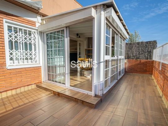 3 room luxury penthouse for rent in L'Antiga Esquerra de l'Eixample, Barcelona, Province of Barcelona, Catalonia - Photo 1