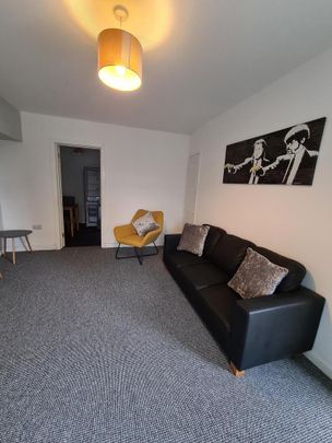 2 bedroom house to rent - Photo 1