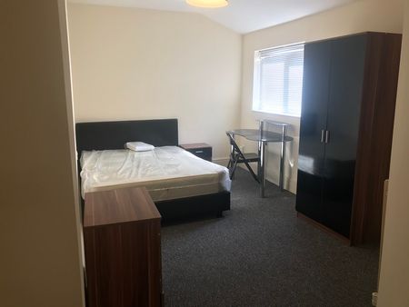 50 Baggholme Road, Lincoln - Photo 3