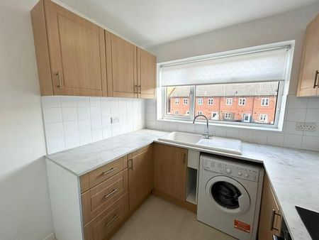 1 bedroom apartment to rent - Photo 2