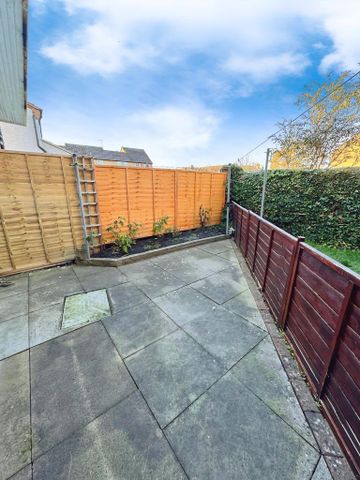 1 bedroom ground floor maisonette to rent - Photo 4