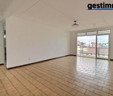 Location Appartement 4 pièces 94m² CAYENNE 97300 - Photo 2