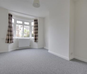 3 bedroom detached house to rent - Photo 6