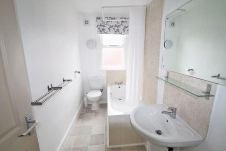 7 Newport Mount, Leeds, LS6 7DB - Photo 5