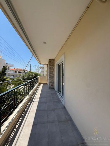 Διαμέρισμα για ενοικίαση Άνω Γλυφάδα (Γλυφάδα) - Photo 2
