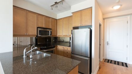For Lease - 20 Bloorview Place Unit# 911, Toronto, Ontario - Photo 4