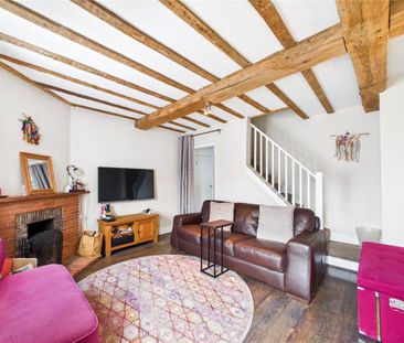 3 bedroom end of terrace house to rent - Photo 2