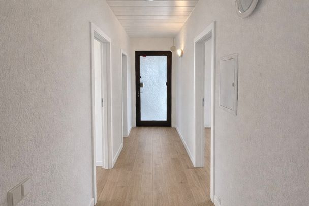 Frisch renovierte 3-Zimmer-Wohnung in ruhiger Lage zur Miete! - Foto 1