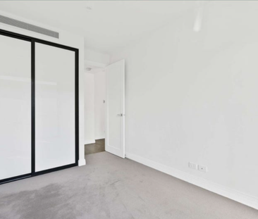 118/436 Burke Road, Camberwell VIC 3124 - Apartment For Rent | Domain - Photo 4