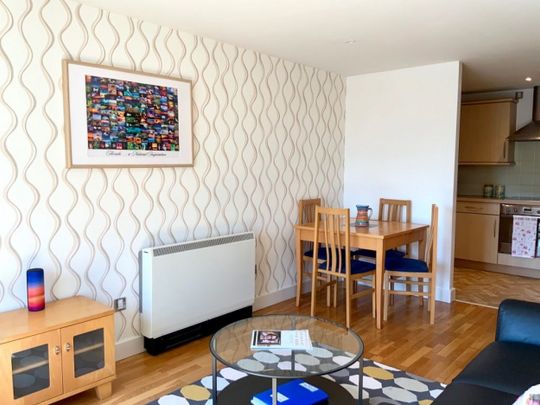 2 bed Apartment for Rent - Photo 1