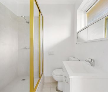 Located to Perfection! - Photo 2