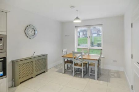 Marlmount Gardens, Dublin Road, Dundalk, Co. Louth, A91 E2HR - Photo 2
