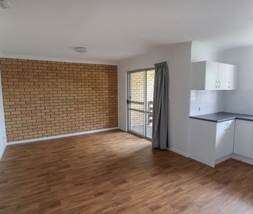 NEAT & TIDY UNIT - Photo 5