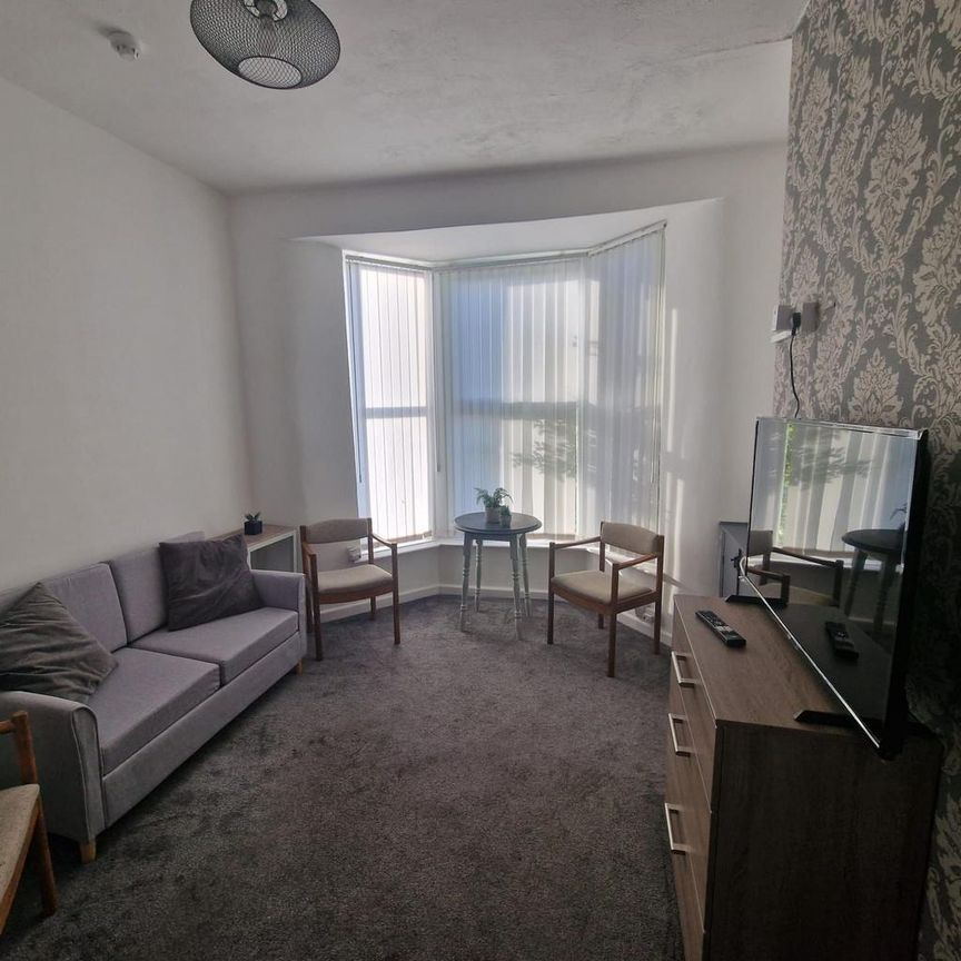 2 bedroom apartment to rent - Photo 1