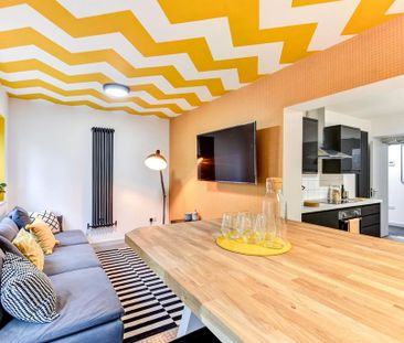 1 bedroom in a house share to rent - Photo 1