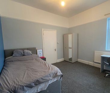 Room in a Shared House, Cranbury Avenue, SO14 - Photo 2