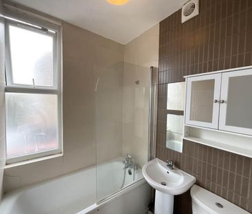 Studio to rent - Photo 6