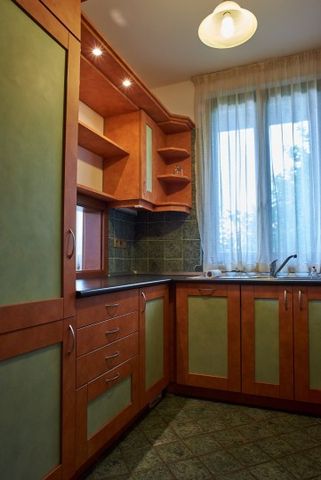 Apátkút utca - Fotó 4