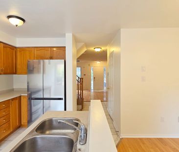 For Lease - 37 Holmwood Street, Richmond Hill, Ontario - Photo 6