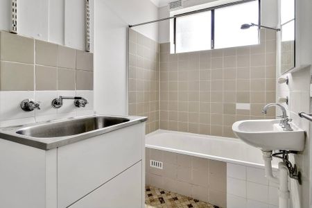 Space, light and lifestyle in premium location - Photo 5