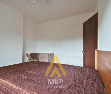 4 bedroom terraced house to rent - Photo 3