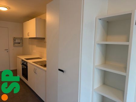 Gemeubelde studio met terras op vlot bereikbare locatie - Photo 5