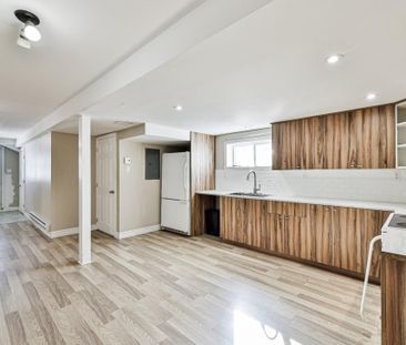 Appartement à louer - Laval (Chomedey) (Place Renaud) - Photo 1