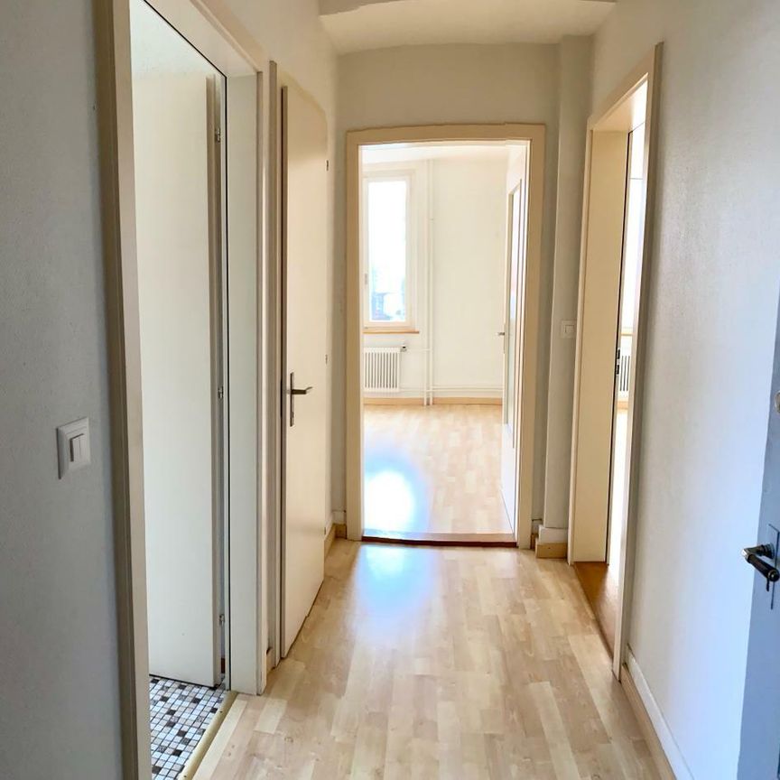 Cœur de la ville - Appartement de 2,5 pièces - Photo 1