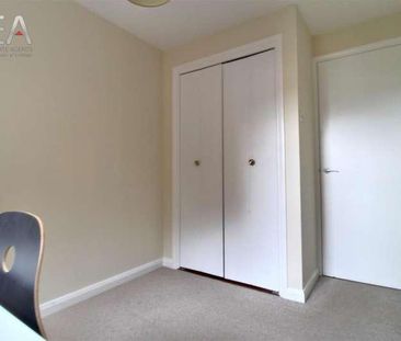 Cardinal Close, Caversham, Reading, RG4 - Photo 5