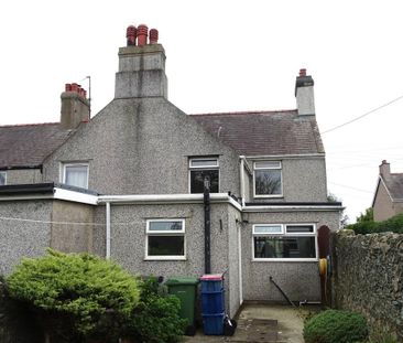 3 bedroom end of terrace house to rent - Photo 5