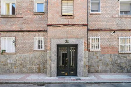Calle de Castalia, Madrid, Community of Madrid 28022 - Photo 4