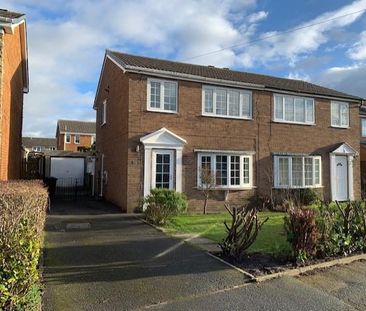 3 bedroom semi-detached house to rent - Photo 3