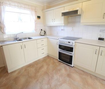 3 bedroom detached house to rent - Photo 5