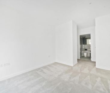 2 bedroom flat in Anax Street - Photo 1