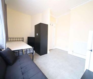 Nags Head Road, Enfield, EN3 - Photo 4