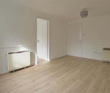 1 bedroom ground floor maisonette to rent - Photo 6