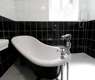 3 bedroom terraced house to rent - Photo 6