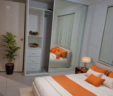 Modern & Convenient Villa in Prime Location - Photo 3