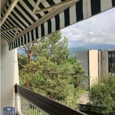Location Appartement 4 pièces 81m² MEYLAN 38240 - Photo 2
