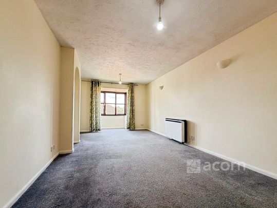 2 bedroom flat to rent - Photo 1