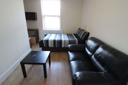 Fylde Road, Preston - Photo 2