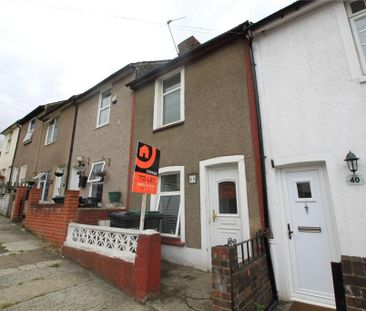 2 bedroom terraced house to rent - Photo 3