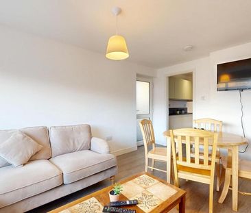 4 bedroom house to rent - Photo 3