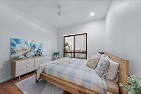 Huge 2 Bedroom Unit...Electricity Included! Fantastic Location! - Photo 2